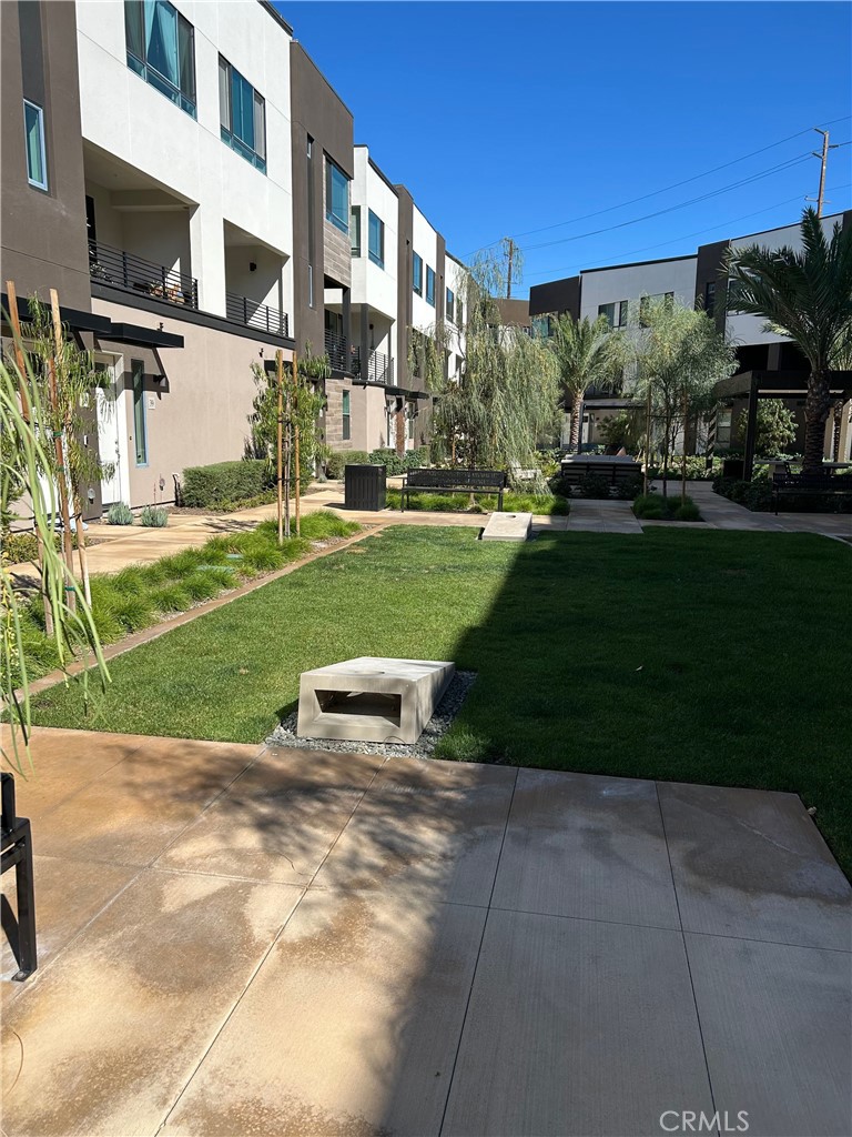 game lawn with cornhole - 19 Bigsby Drive, Stanton CA 90680 - photo 5