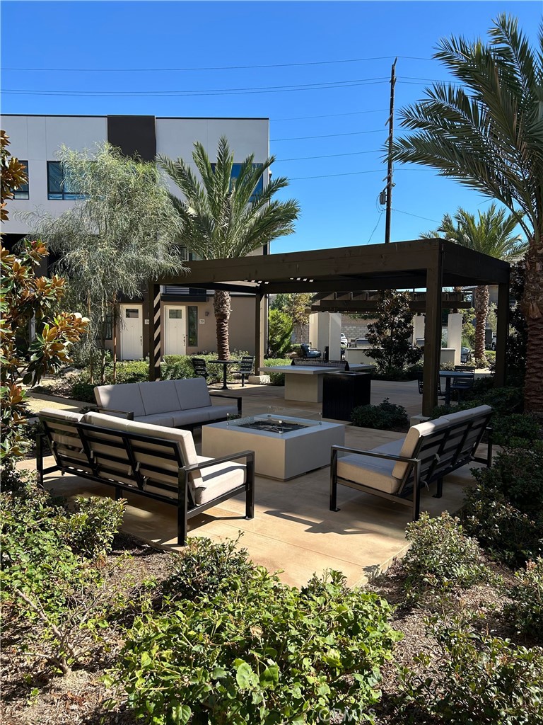 park and firepit - 19 Bigsby Drive, Stanton CA 90680 - photo 7
