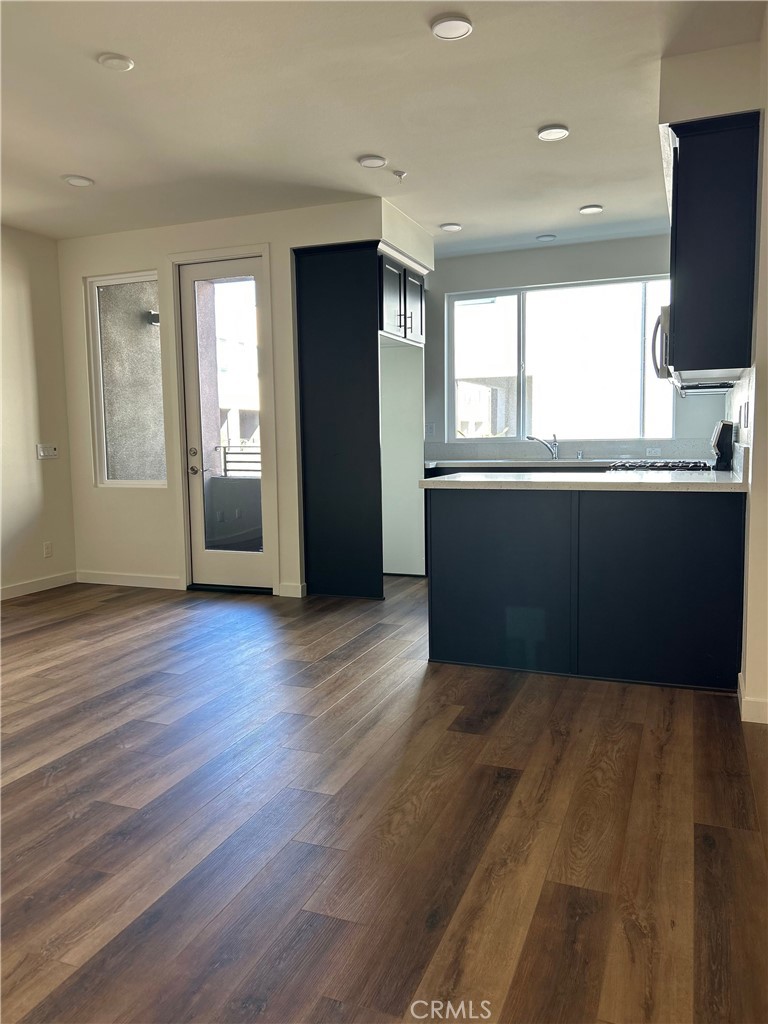great room - 20 Bigsby Drive, Stanton CA 90680 - photo 11