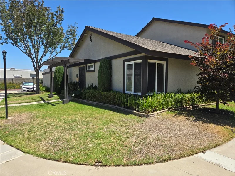 7040 Auburn, Stanton, CA 90680