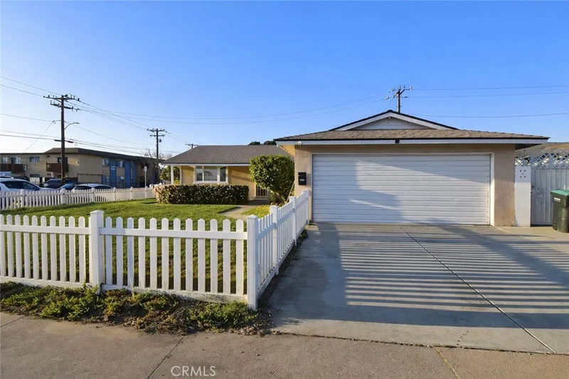 7251 Middlesex Dr, Stanton, CA 90680