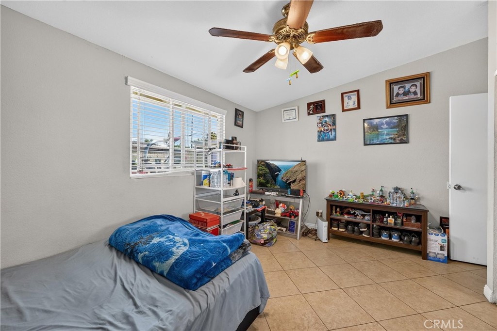 Bedroom 4 - 7832 Ruthann, Stanton CA 90680 - photo 20