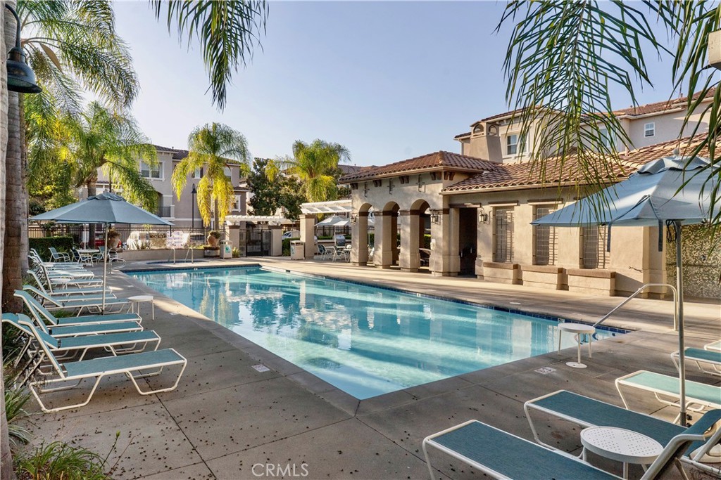 8056 Torino, Stanton CA 90680 - photo 2