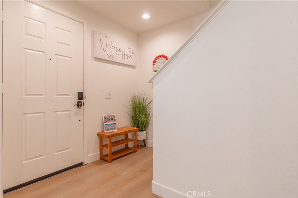 8056 Torino, Stanton CA 90680 - photo 6