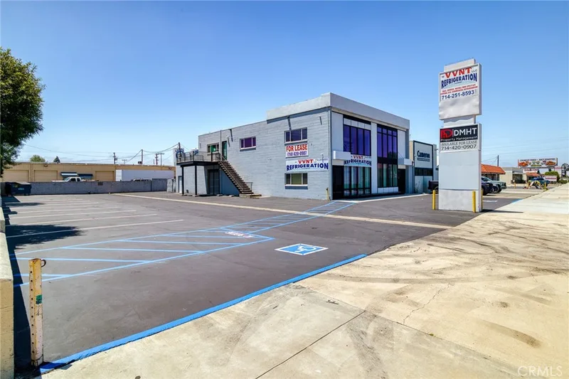 8452 Katella, Stanton, CA 90680