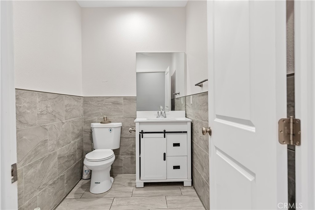 8452 Katella, Stanton CA 90680 - photo 27