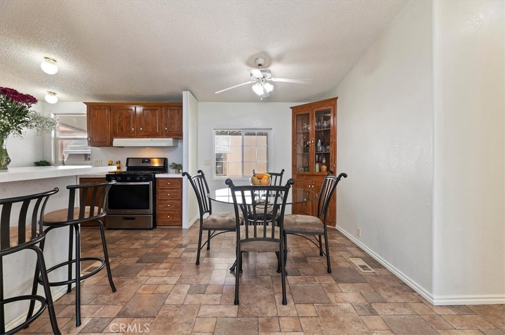 8681 Katella 874, Stanton CA 90680 - photo 9