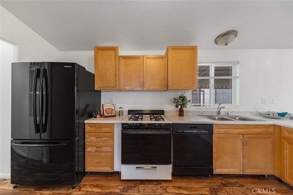 8681 Katella Avenue 861, Stanton CA 90680 - photo 5