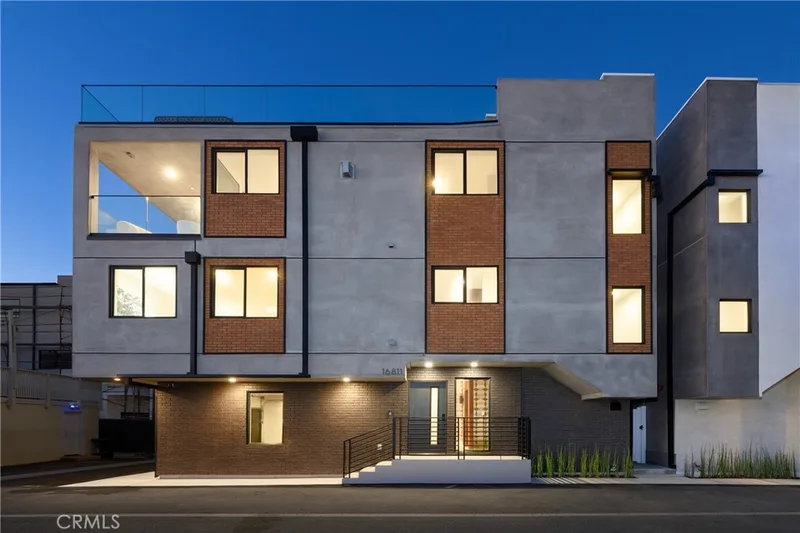 16811 14th, Sunset Beach, CA 90742