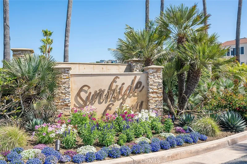 68 Surfside Avenue A, Surfside, CA 90743