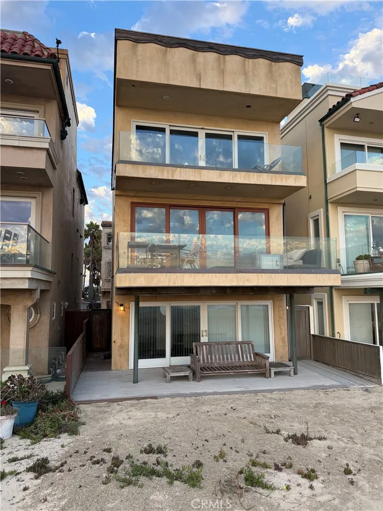 87 A Surfside, Surfside, CA 90743
