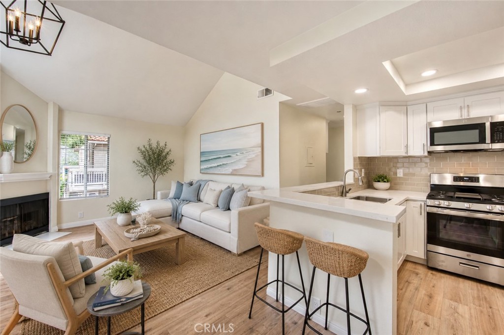 Virtually staged photo - 18948 Canyon Hill, Trabuco Canyon CA 92679 - photo 1