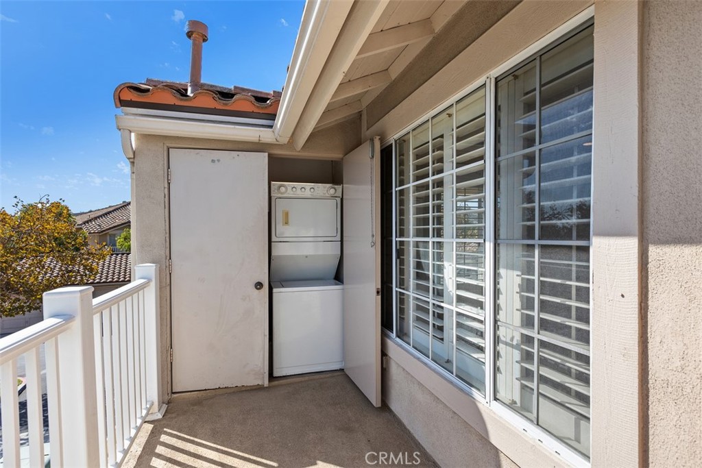 Washer and Dryer - 19801 Meadow Ridge Dr 57, Trabuco Canyon CA 92679 - photo 3