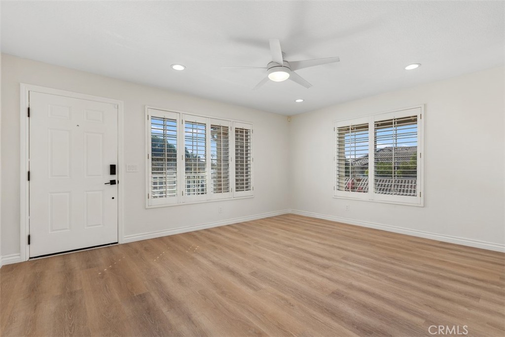Living Room - 19801 Meadow Ridge Dr 57, Trabuco Canyon CA 92679 - photo 5