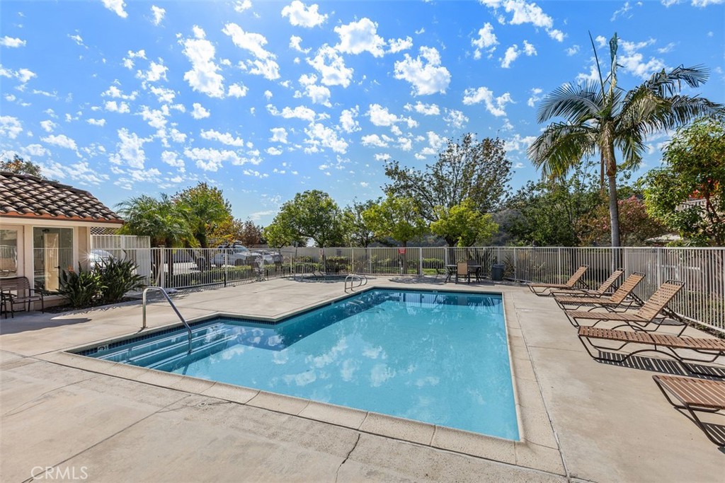 Pool - 19801 Meadow Ridge Dr 57, Trabuco Canyon CA 92679 - photo 24