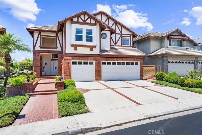 21881 Via Del Lago, Trabuco Canyon, CA 92679