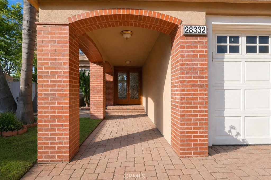 28332 Quiet Hill, Trabuco Canyon CA 92679 - photo 5