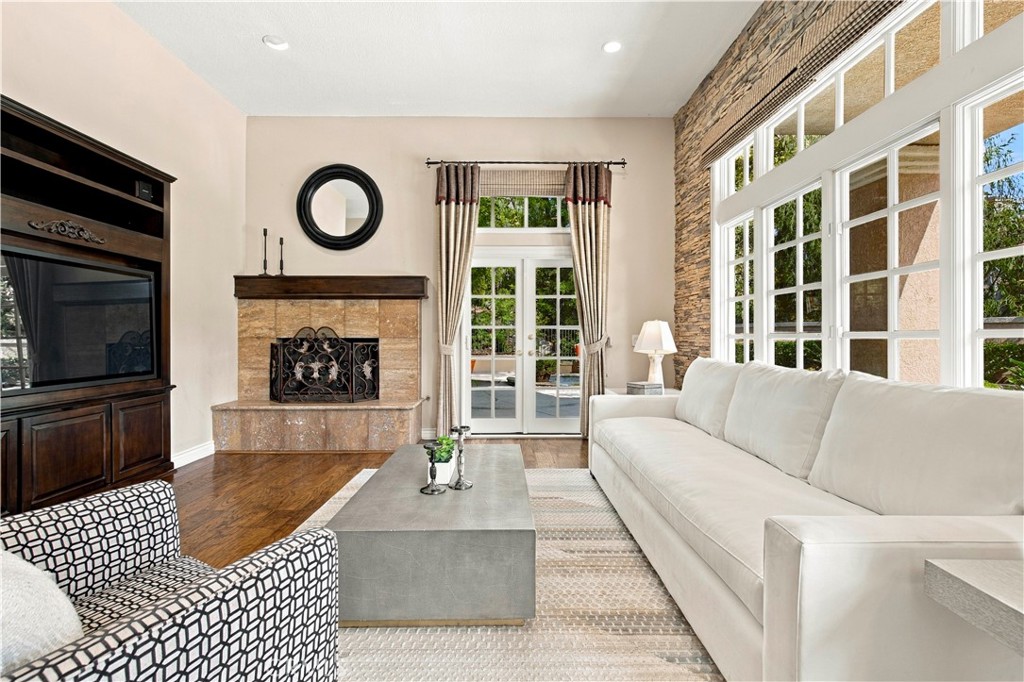 31081 Via Consuelo, Trabuco Canyon CA 92679 - photo 23
