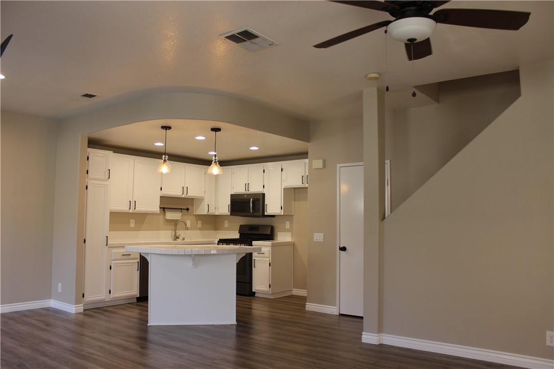 Living Area to Kitchen - 52 Sagebrush, Trabuco Canyon CA 92679 - photo 5