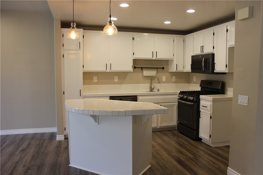 Kitchen - 52 Sagebrush, Trabuco Canyon CA 92679 - photo 7
