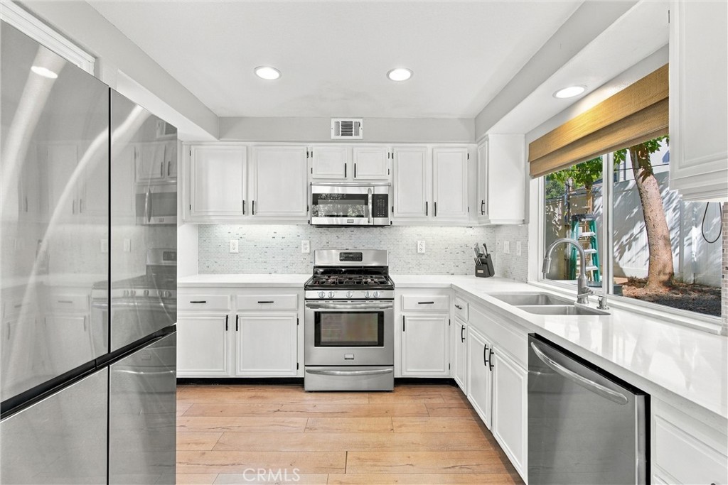 61 Clementine Street, Trabuco Canyon CA 92679 - photo 6