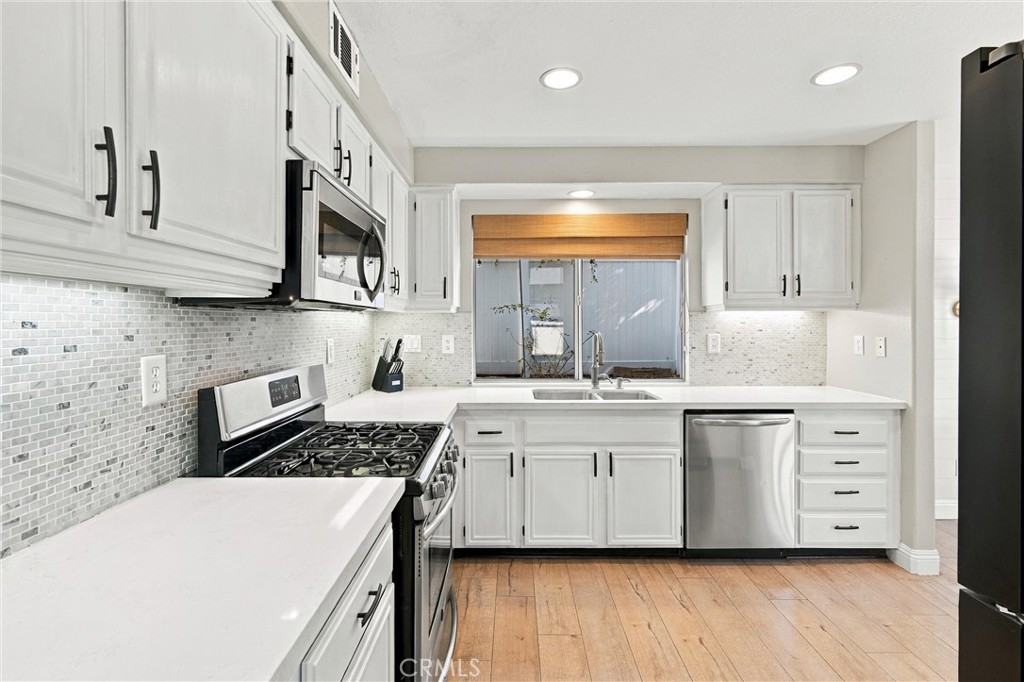 61 Clementine Street, Trabuco Canyon CA 92679 - photo 10