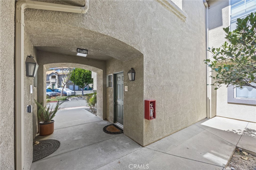 Entry - 96 Mesquite, Trabuco Canyon CA 92679 - photo 4