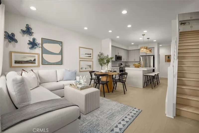103 Chaparral, Tustin
