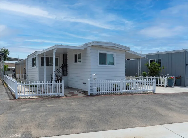 107 S Portola Lane, Tustin