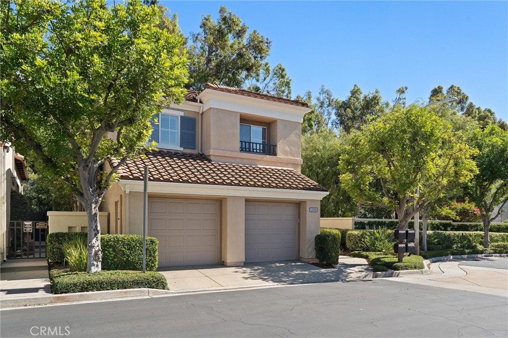 10898 Dishman Place, Tustin CA 92782 - photo 4