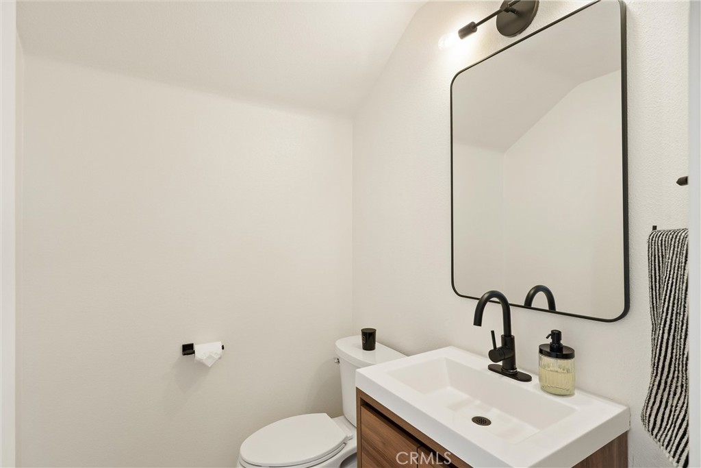 10898 Dishman Place, Tustin CA 92782 - photo 26