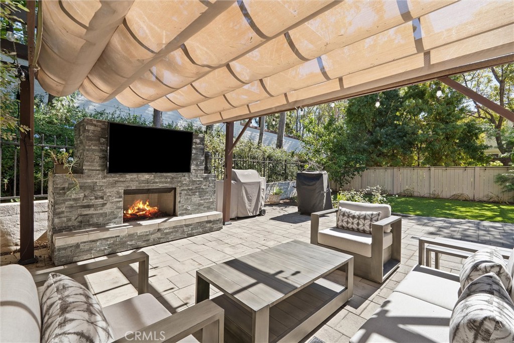 10898 Dishman Place, Tustin CA 92782 - photo 28