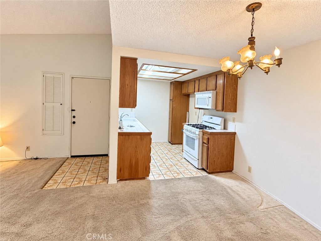 1101 Packers #2 Circle C12, Tustin CA 92780 - photo 2