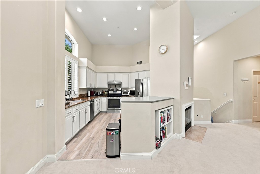 11025 Alderman Ave, Tustin CA 92782 - photo 6