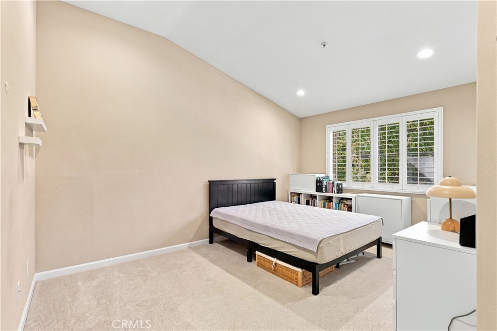 11025 Alderman Ave, Tustin CA 92782 - photo 14