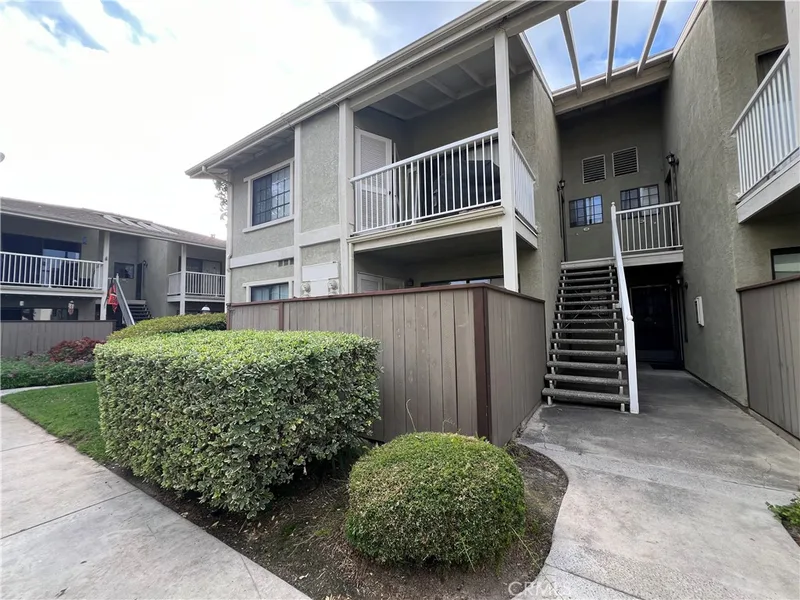 1111 Packers 25, Tustin, CA 92780