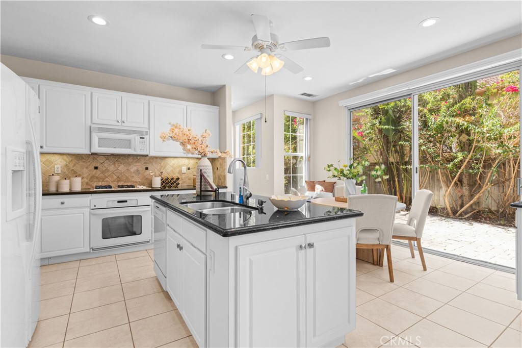 11625 Maynard Avenue, Tustin CA 92782 - photo 17