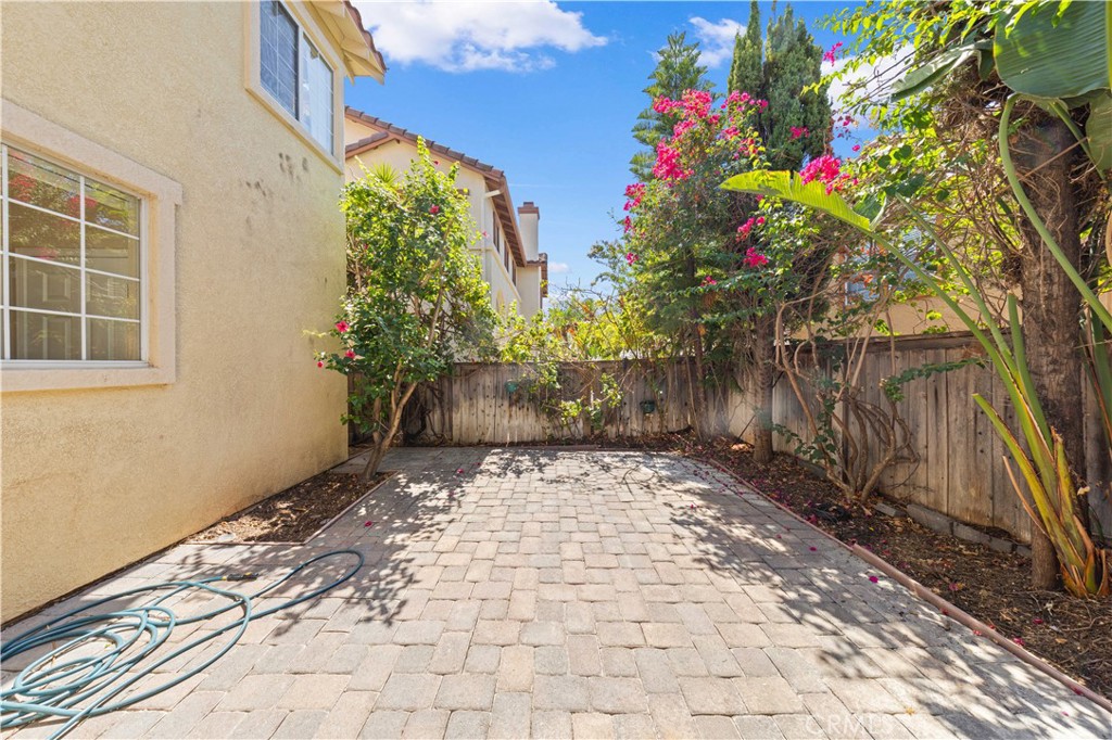 11625 Maynard Avenue, Tustin CA 92782 - photo 28