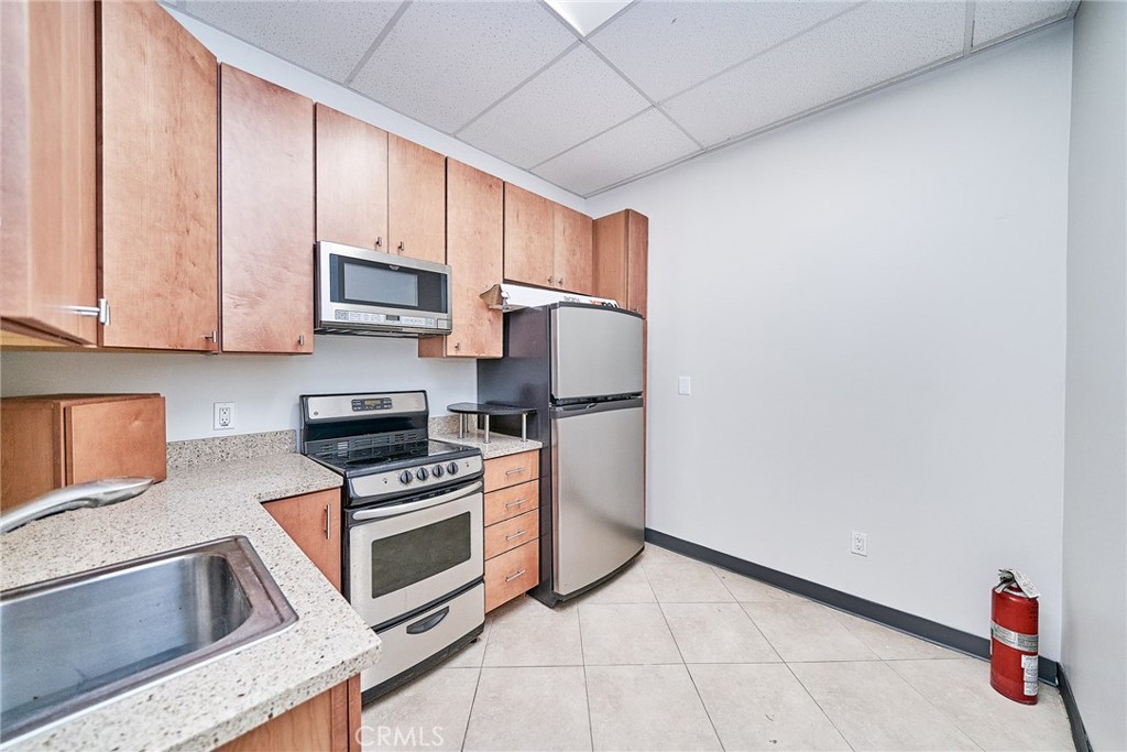 1175 Warner Avenue, Tustin CA 92780 - photo 16