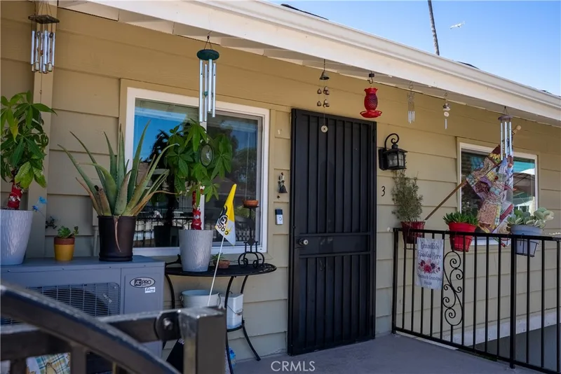 1192 Mitchell 3, Tustin