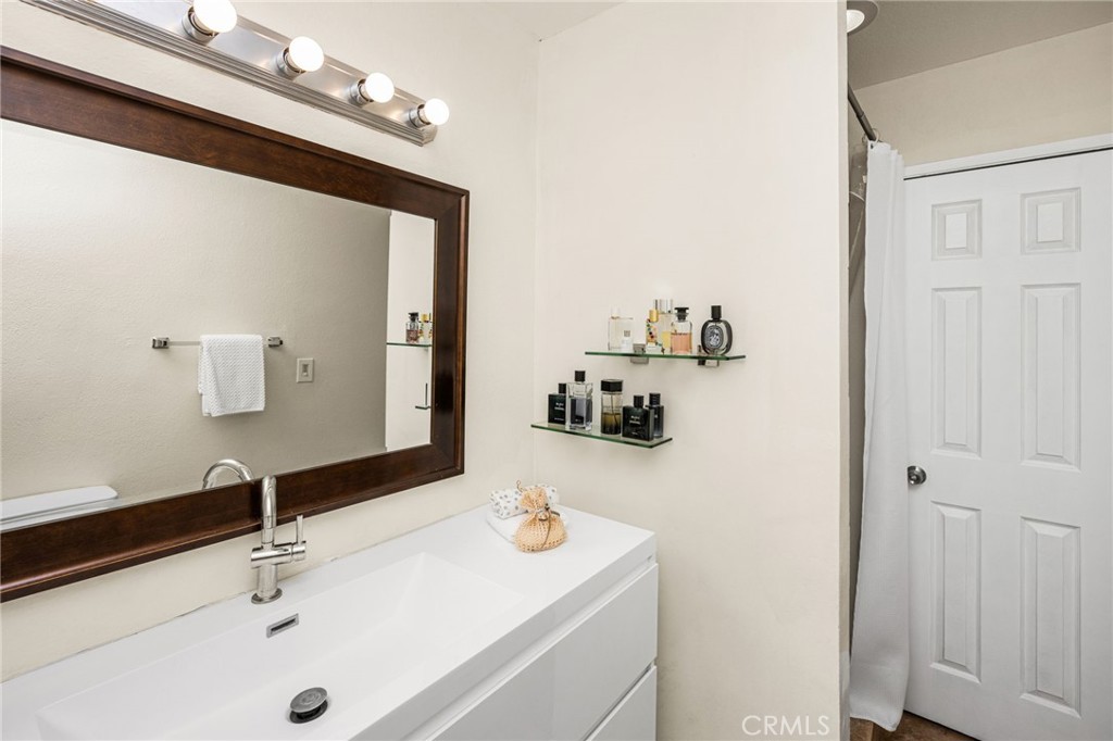 1192 Mitchell Avenue 42, Tustin CA 92780 - photo 22
