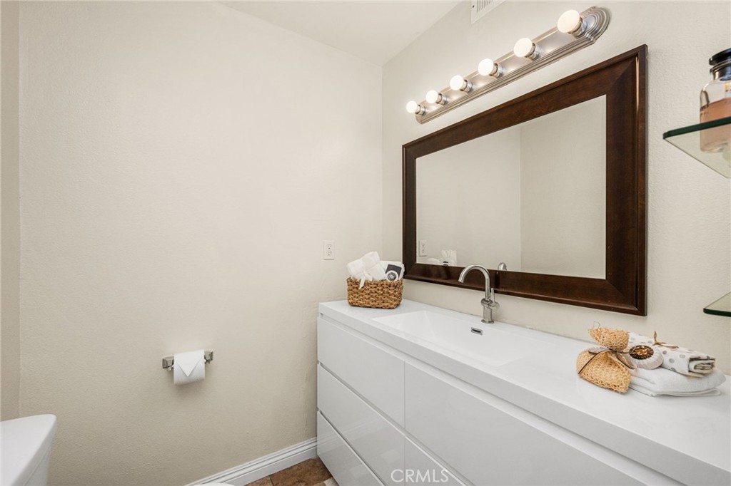 1192 Mitchell Avenue 42, Tustin CA 92780 - photo 23