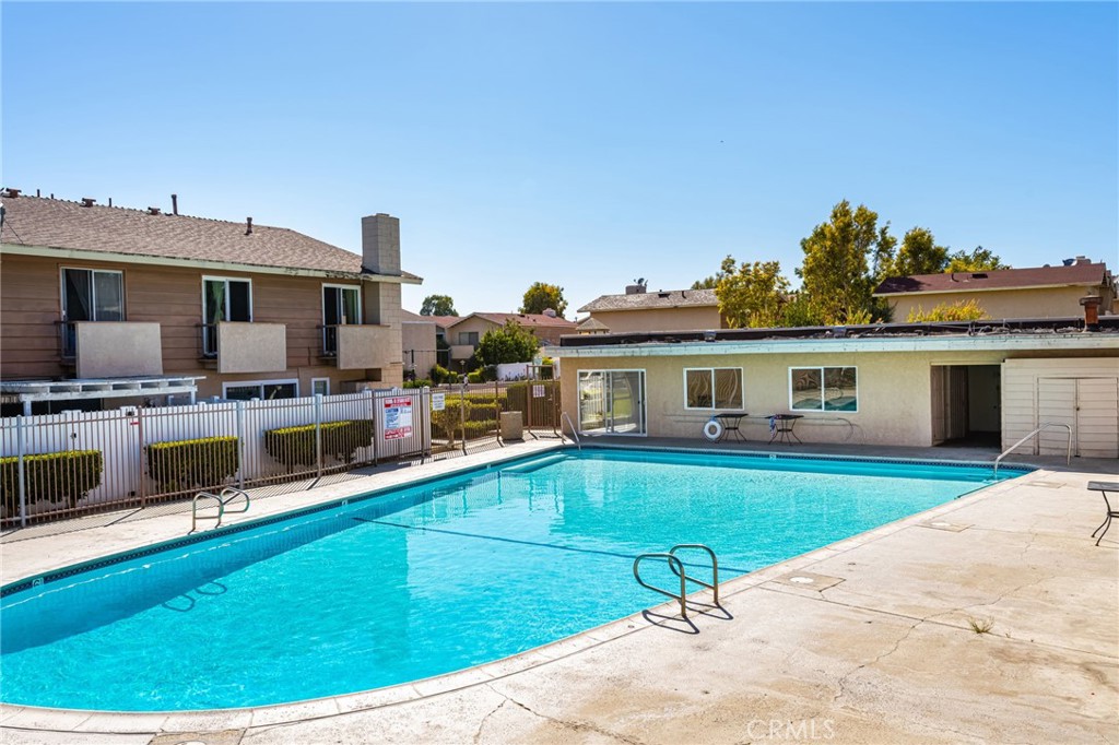 Community Pool and clubhouse - 1192 Mitchell Avenue 42, Tustin CA 92780 - photo 31