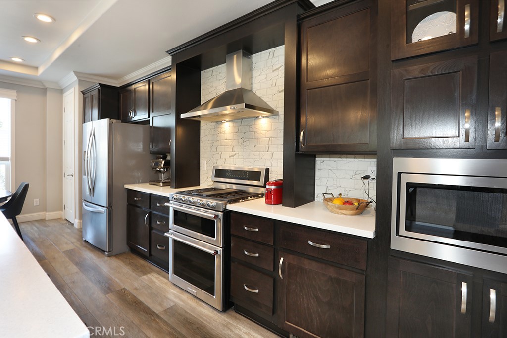121 Estrella, Tustin CA 92780 - photo 9