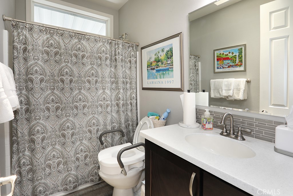 121 Estrella, Tustin CA 92780 - photo 23