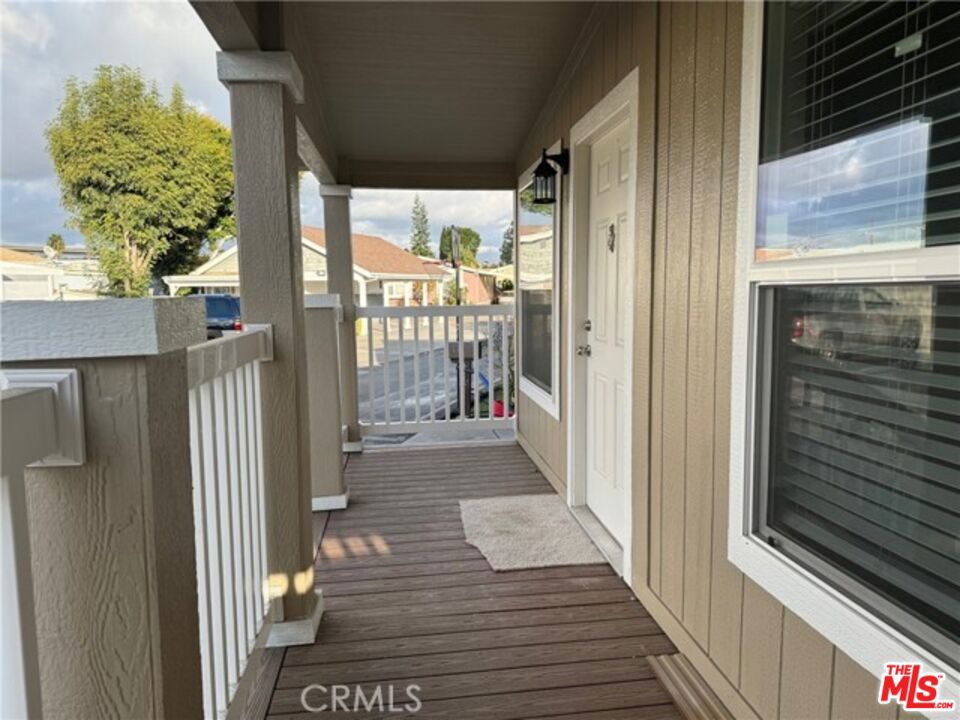 Front Entrance w/Porch - 122 E Balboa Lane, Tustin CA 92780 - photo 2