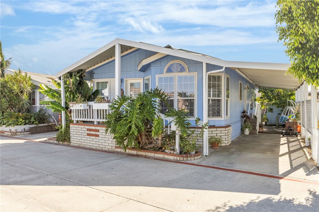 122 S Colombo Lane 77, Tustin CA 92780 - photo 2