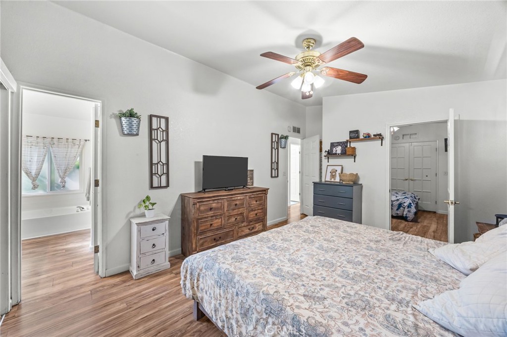 122 S Colombo Lane 77, Tustin CA 92780 - photo 17
