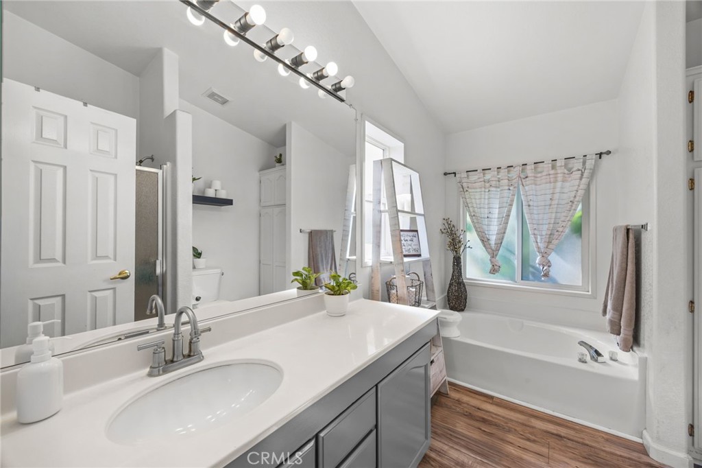 122 S Colombo Lane 77, Tustin CA 92780 - photo 18