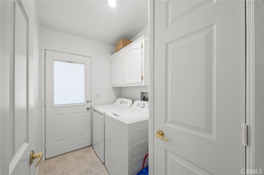 122 S Colombo Lane 77, Tustin CA 92780 - photo 23